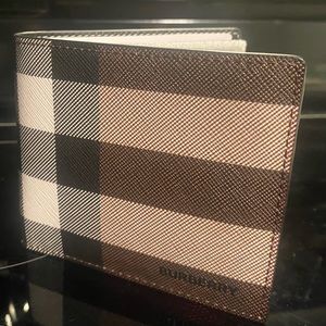 Brand New Men’s Burberry Wallet
